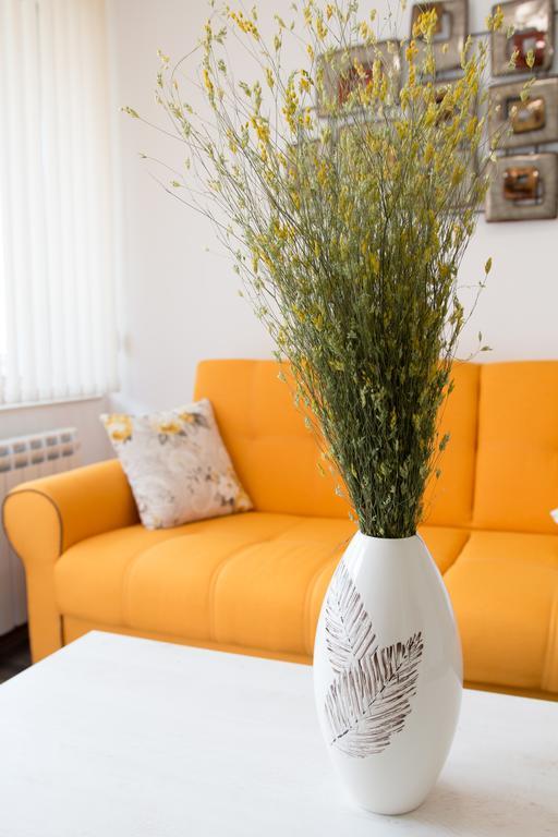 Square View Apartment Kazanlŭk Cameră foto