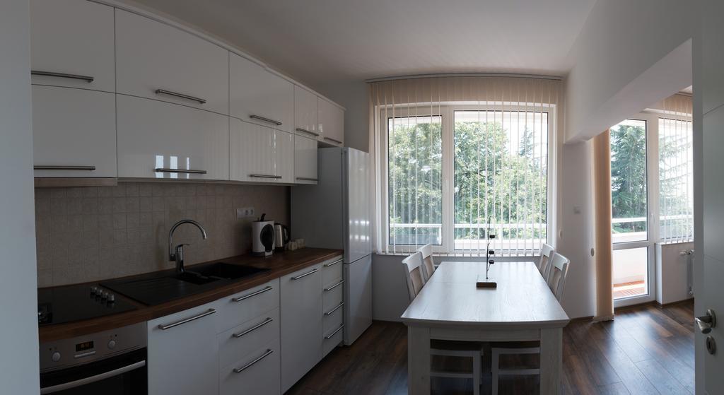Square View Apartment Kazanlŭk Exterior foto