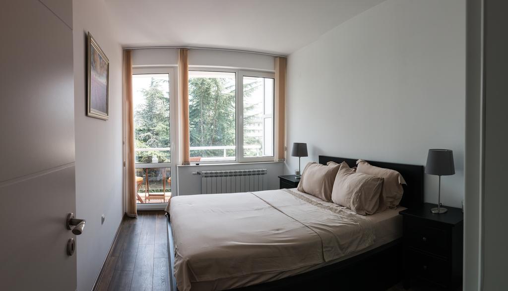 Square View Apartment Kazanlŭk Exterior foto
